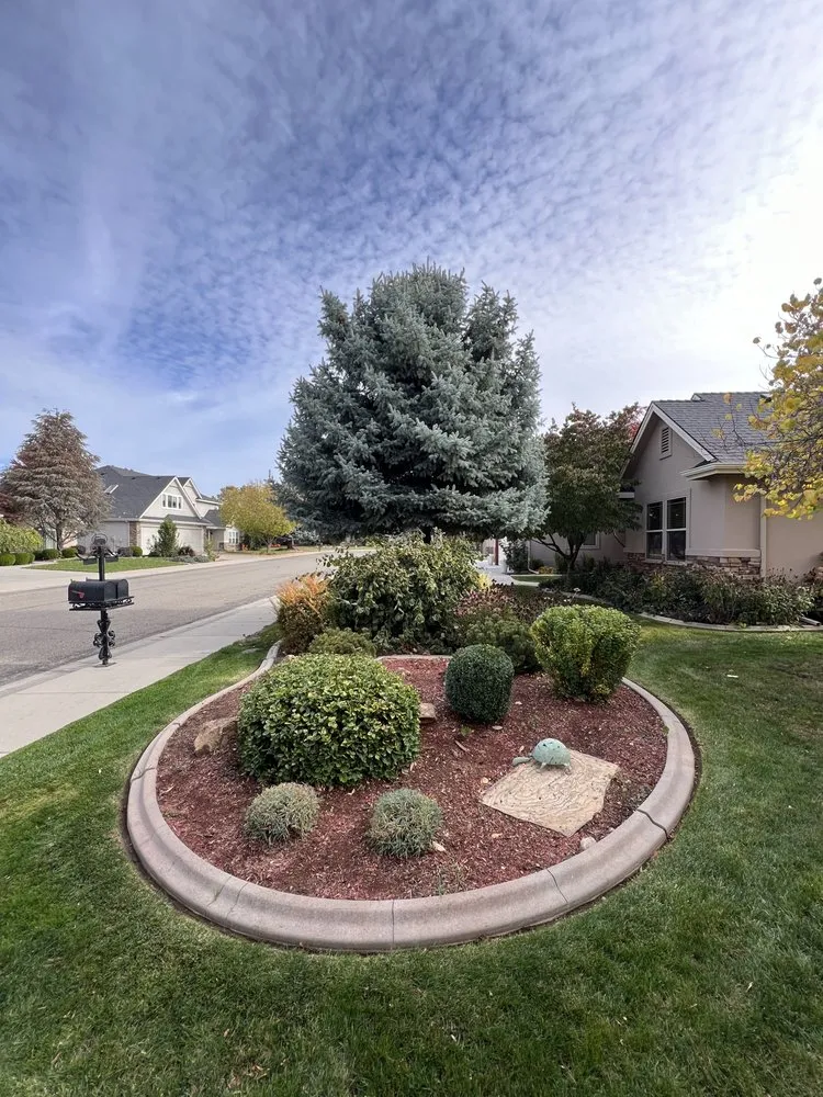 Custom outdoor landscaping experts serving Boise, ID - Green Morning Landscaping