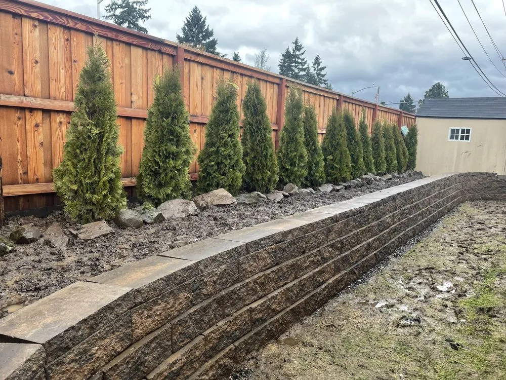 Custom landscaping services for homes in Portland, OR by Green Mountain Landscape