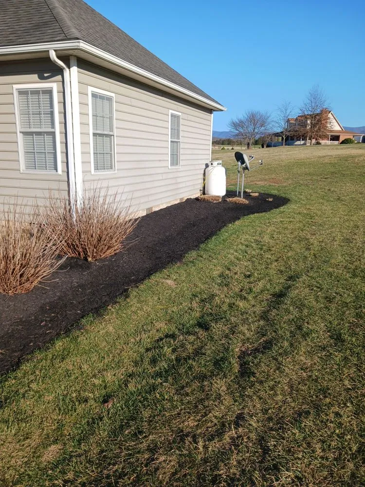 Trusted residential landscaping for year-round maintenance across Luray, VA - Green Mountain Landscaping and Trail Construction