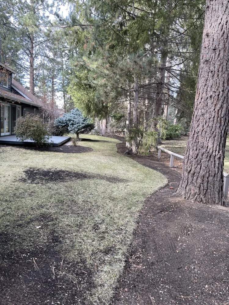 Professional lawn care service for beautiful yards in Bend, OR by Green Mountain Lawn Care