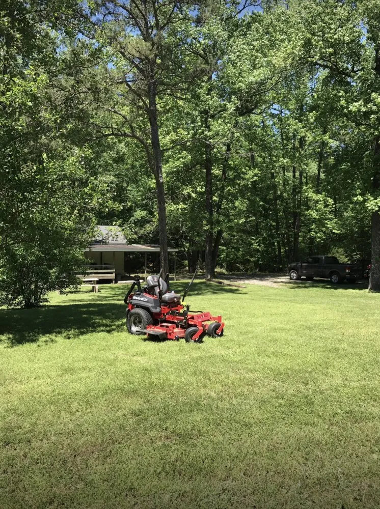 Custom yard maintenance in Hot Springs, AR - Green Mountain Lawn Care