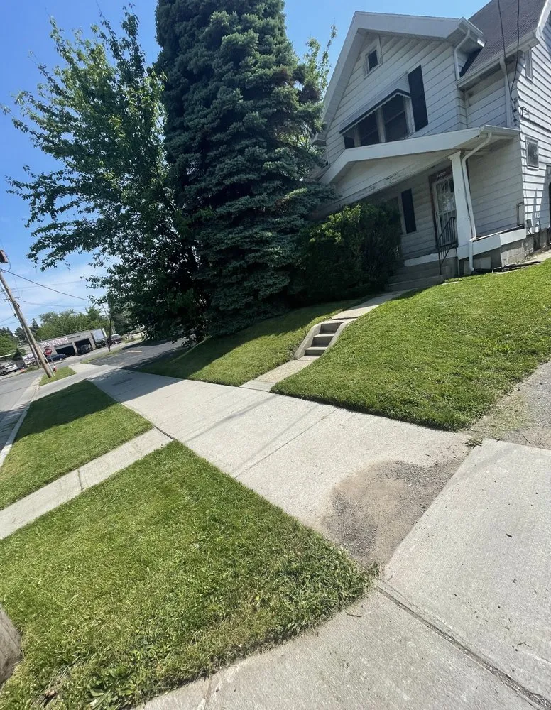 Affordable landscape design for outdoor upgrades across Toledo, OH - Green Muscle Lawn Care