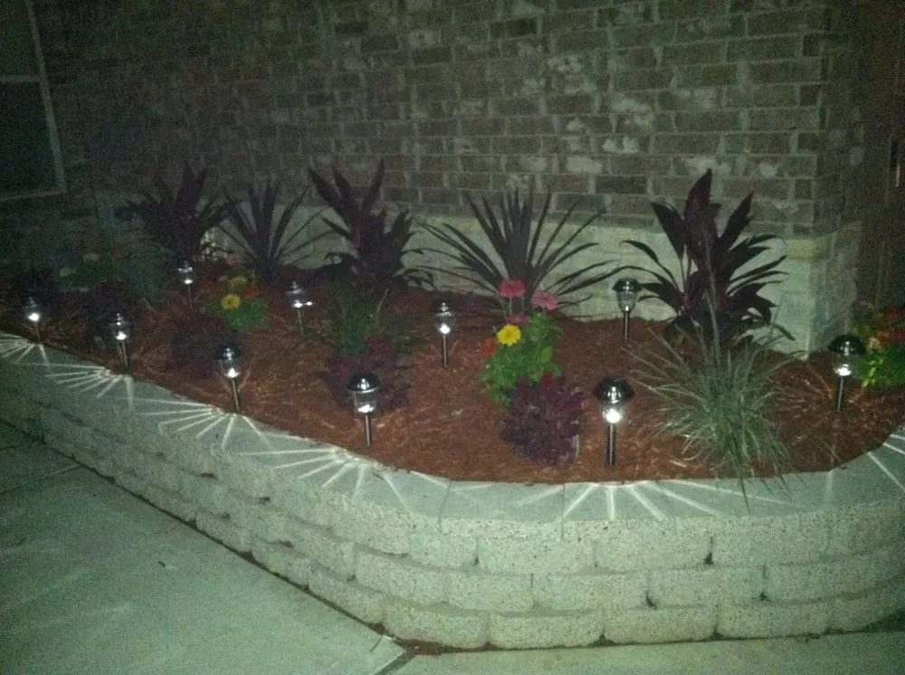 Reliable lawn mowing service in Houston, TX by Green Nature Landscape