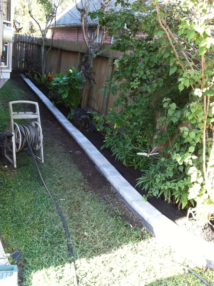 Local residential landscaping for homes in Houston, TX by Green Nature Landscape