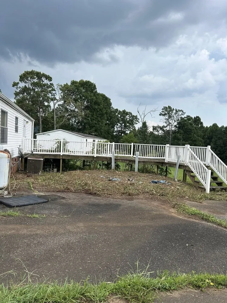 Custom yard maintenance in Yadkin, NC - Green Nimbus Lawncare