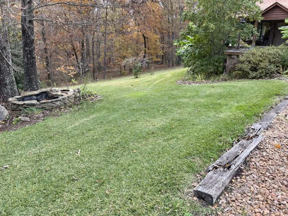 Trusted lawn mowing service in Holly Springs, MS by Green Oak