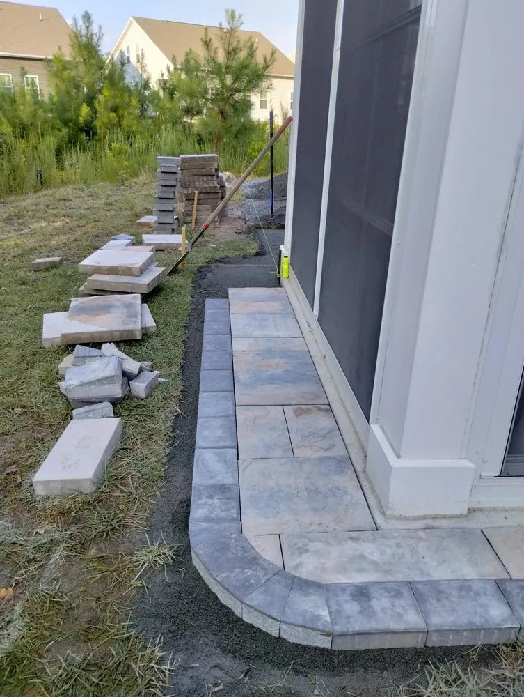 Local yard cleanup service for outdoor upgrades in Georgetown, DE by Green Oak Landscaping Service