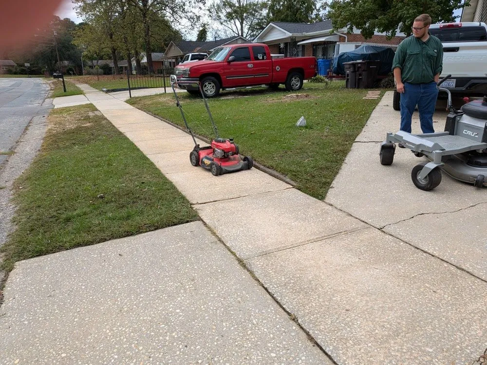 Local yard maintenance in Fayetteville, NC - Green Oasis Lawn Service