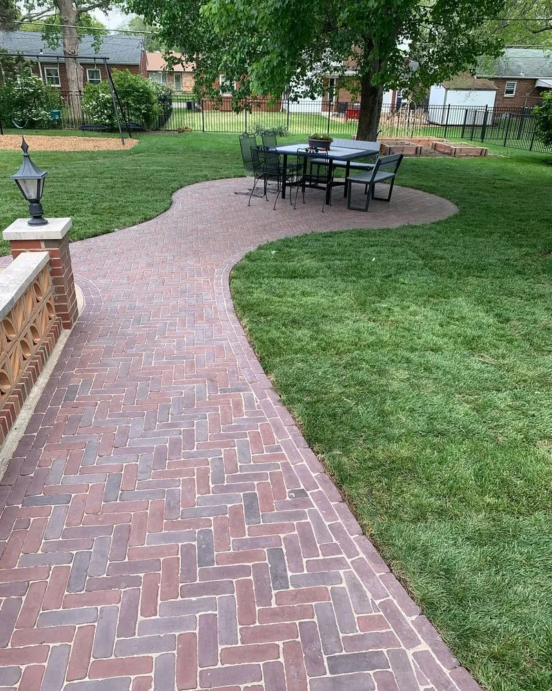Professional landscape installation in St Louis, MO - Green Operations