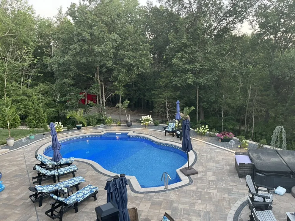 Local residential landscaping for homes in St Louis, MO by Green Operations