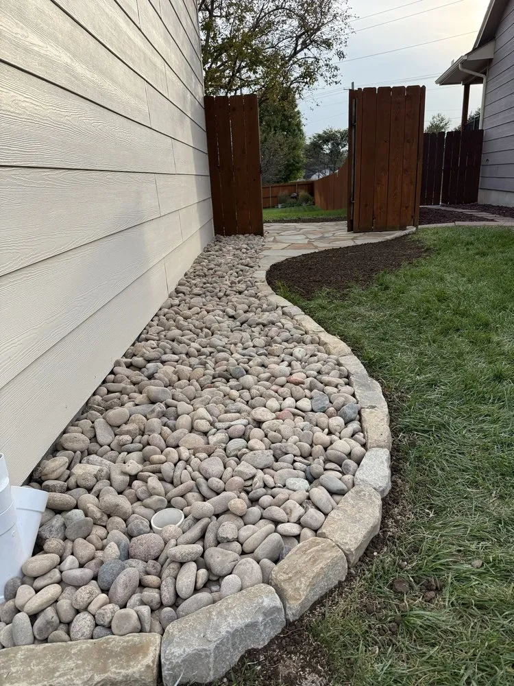 Custom outdoor landscaping for beautiful yards in Wichita, KS by Green Outdoors Landscape