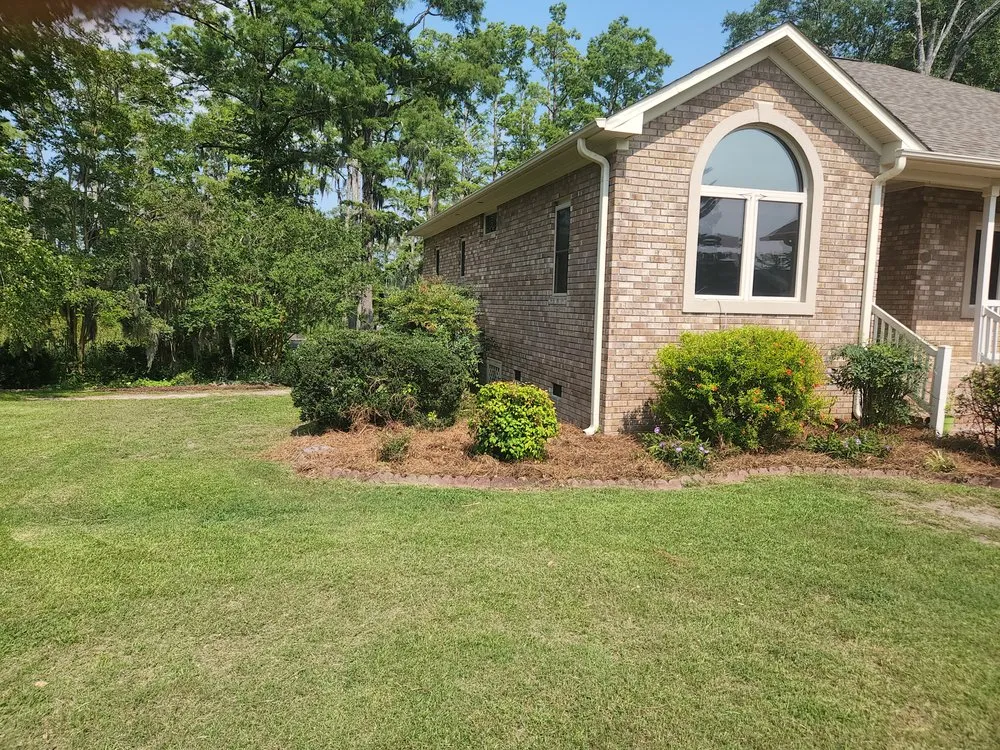 Professional landscaping services in New Bern, NC by Green Owl Landscaping