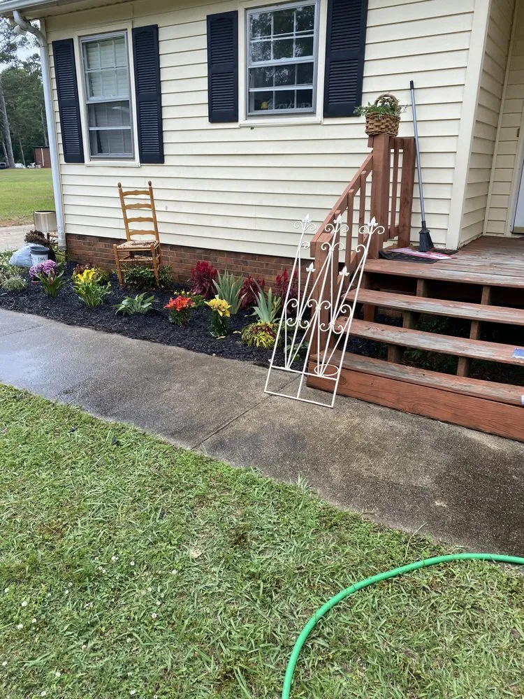 Custom landscape design for year-round maintenance across Denver, SC - Green Pal