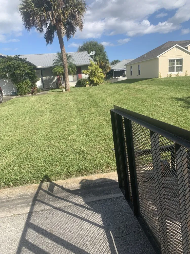 Professional yard cleanup service for residential properties across Vero Beach, FL - Green Palm lawn Service
