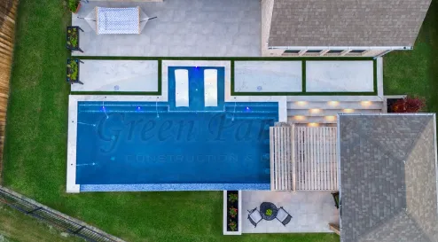 Professional lawn mowing service in Frisco, TX - Green Paradise Construction And Design