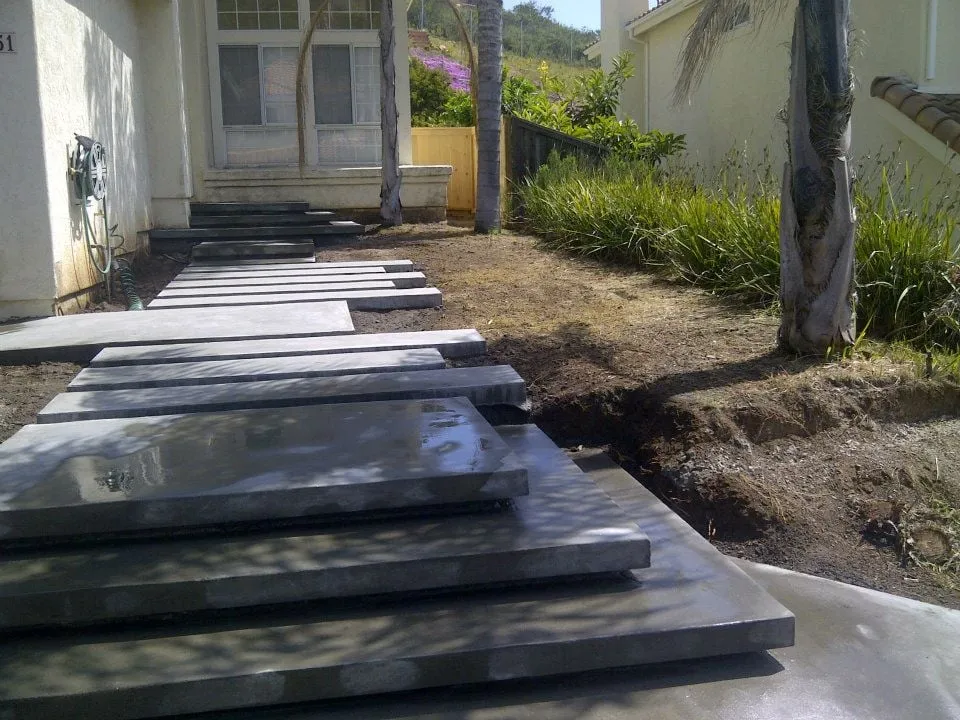 Professional yard cleanup service in Santee, CA by Green Paradise Landscape Inc