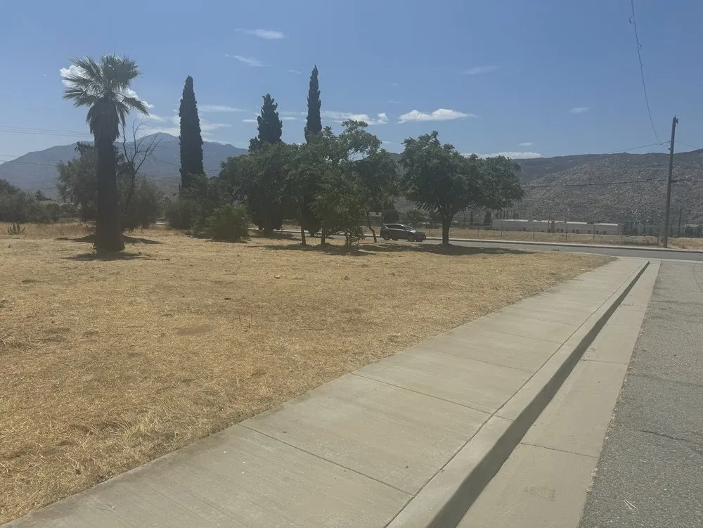 Reliable garden landscaping for residential properties in Yucaipa, CA by Green Paronamic Lawn Services & Landscaping