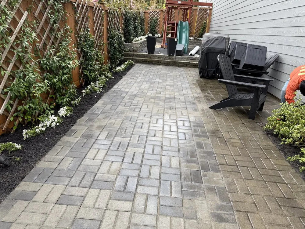 Local outdoor landscaping in Tacoma, WA by Green Place Landscaping