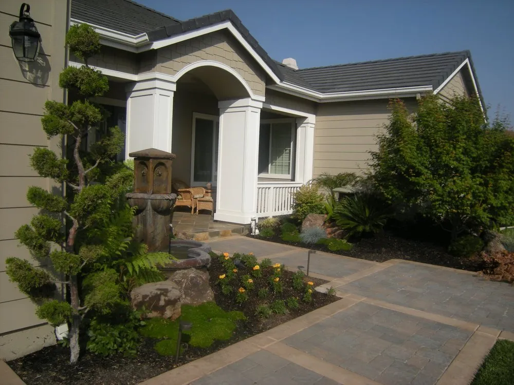 Professional residential landscaping in Brentwood, CA by Green Planet Landscape