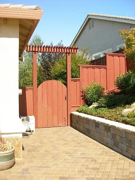Affordable outdoor landscaping experts serving Brentwood, CA - Green Planet Landscape
