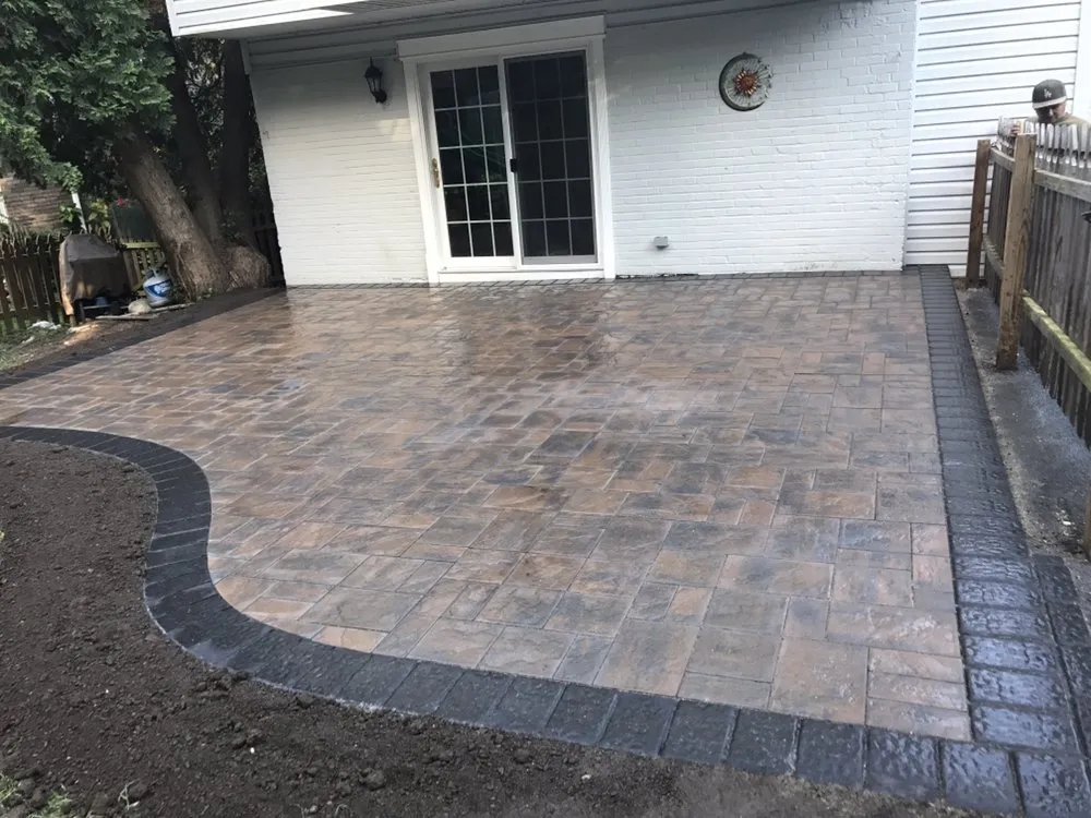 Top-rated landscaping services in Newark, DE by Green Planet Landscape