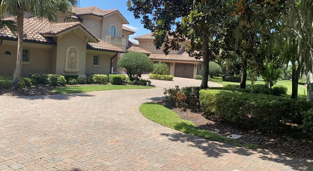 Trusted yard maintenance in Orlando, FL by Green Planet Landscape