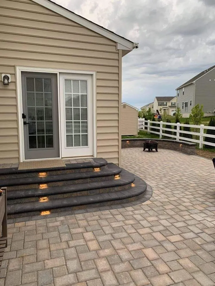 Local landscaping services in Newark, DE by Green Planet 's Erni Landscaping / Hardscaping