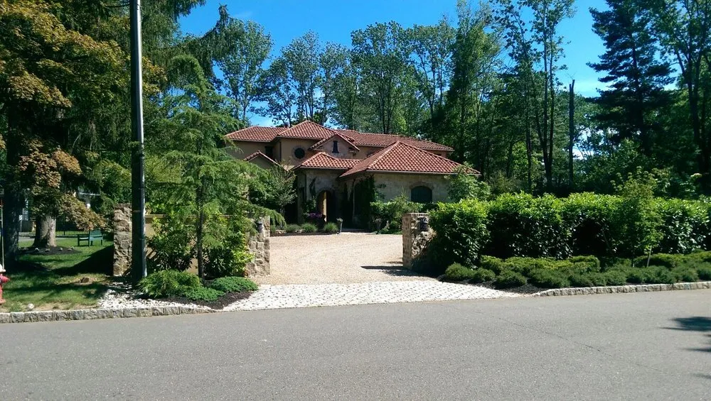 Professional residential landscaping in Ewing, NJ - Green Point Garden Services