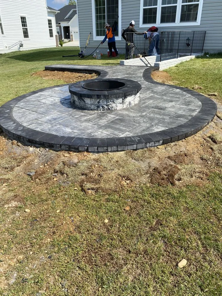 Custom outdoor landscaping experts serving Southern MD Facility, MD - Green Power Landscaping