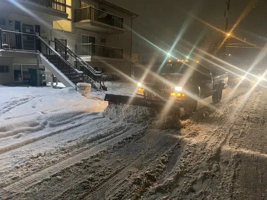 Green Pride Landscaping Logo