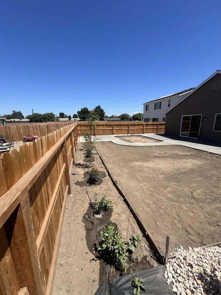 Local yard maintenance in Tulare, CA - Green pro