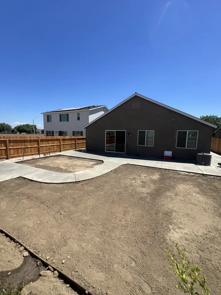 Reliable lawn care service with custom design in Tulare, CA by Green pro