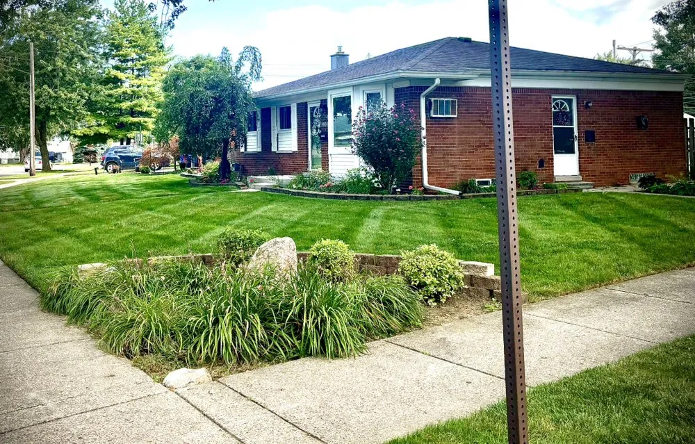 Affordable lawn care service in St. Clair Shores, MI by Green Rhino Lawn Care