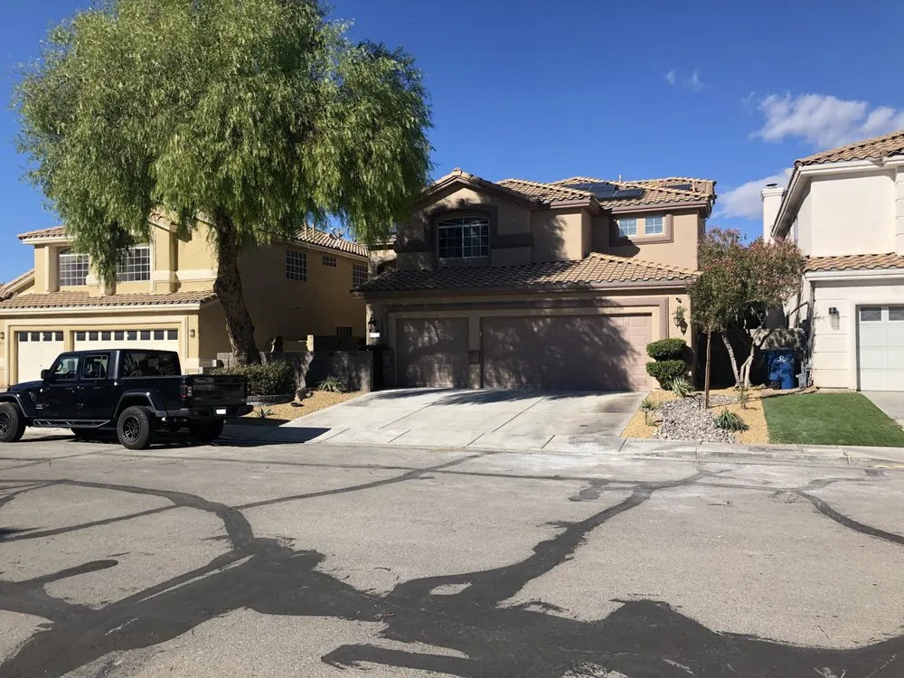 Expert garden landscaping for homes in Las Vegas, NV by Green River Landscape