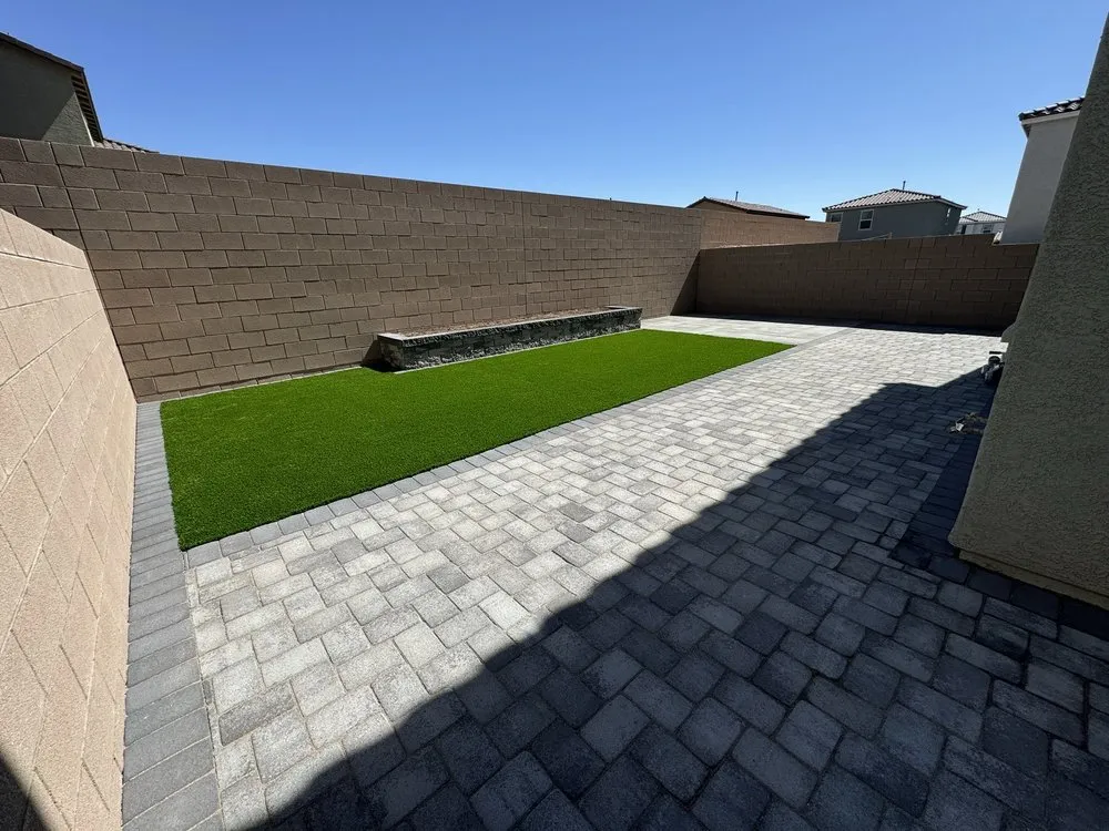 Custom lawn care service in Las Vegas, NV - Green River Landscape