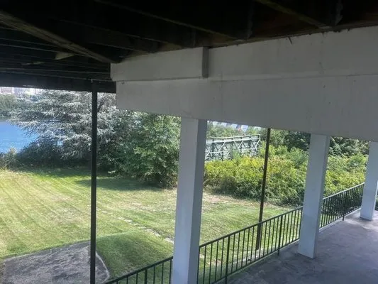 Green River Landscape Logo