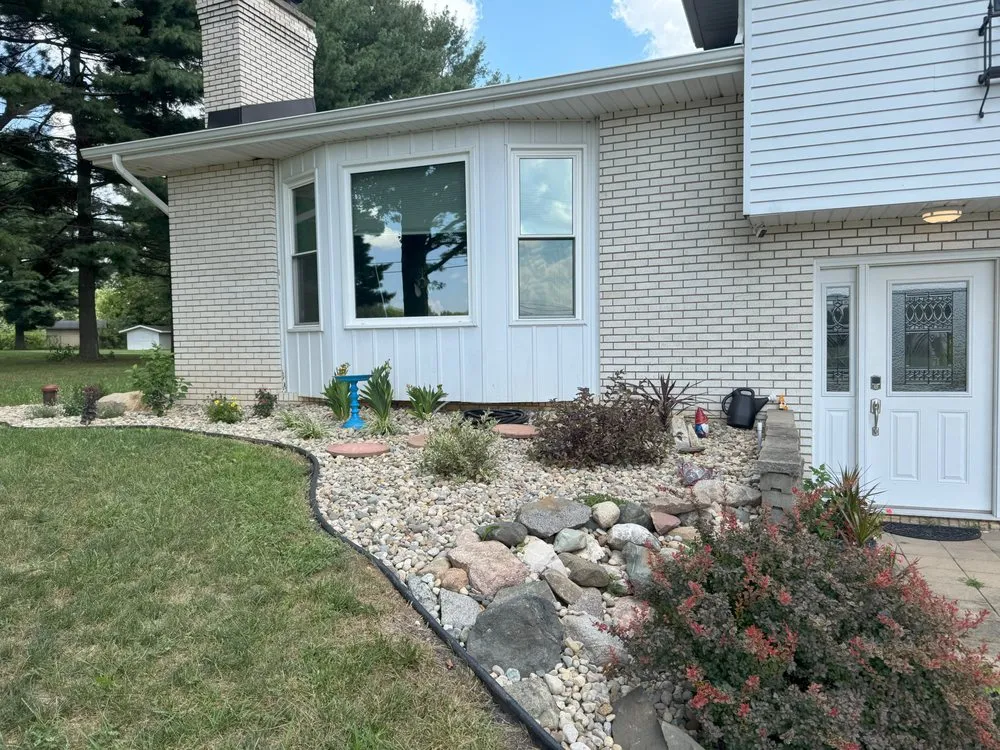 Reliable yard cleanup service for beautiful yards in South Bend, IN by Green River Nature Scapes