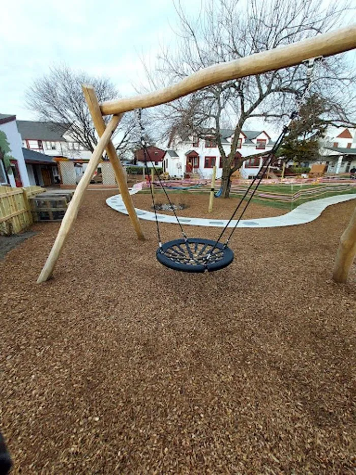 Expert residential landscaping experts serving Owings, MD - Green Roots Landscaping