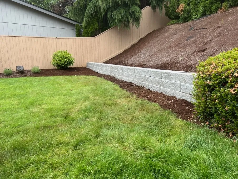 Reliable yard cleanup service in Brooks, OR - Green Route