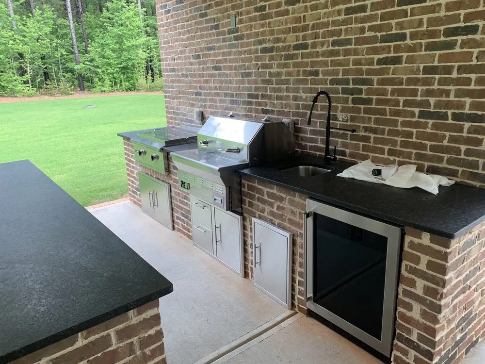 Affordable landscape design for homes in Fayetteville, GA by Green Scapes Landscapes