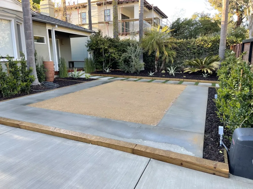 Affordable landscaping services for residential properties in Inglewood, CA by Green Scapes Landscaping