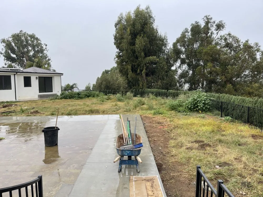 Local yard maintenance in Inglewood, CA - Green Scapes Landscaping