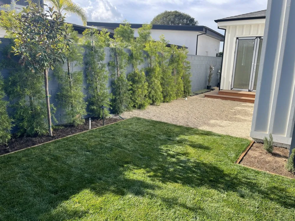 Professional yard maintenance experts serving Inglewood, CA - Green Scapes Landscaping