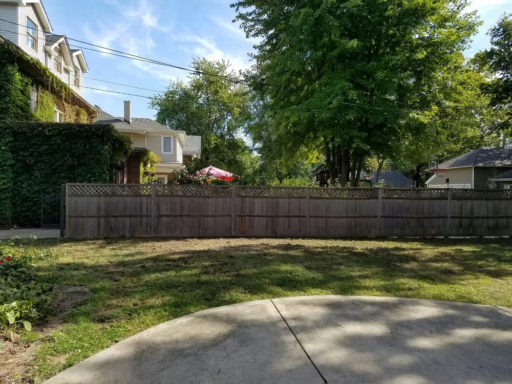 Local yard cleanup service in Saint Charles, IL - Green Scene