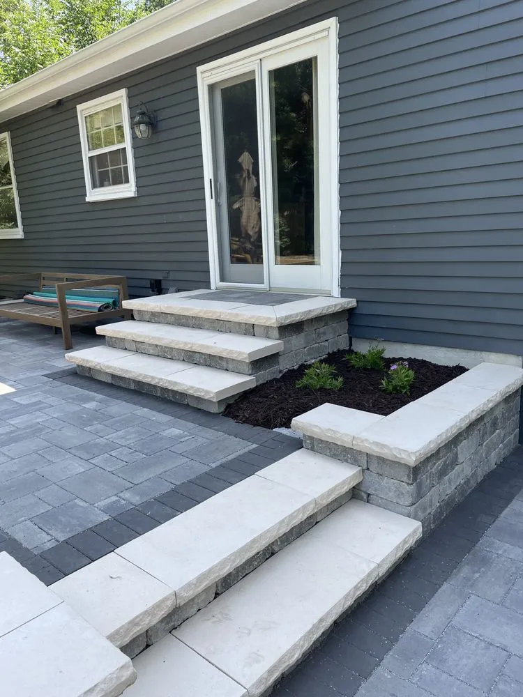 Expert garden landscaping in Saint Charles, IL - Green Scene