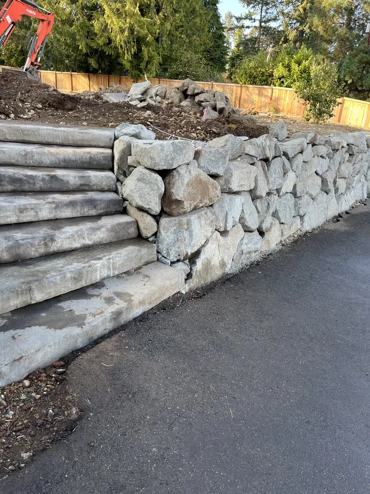 Reliable yard maintenance in Tacoma, WA by Green Scent Landscaping