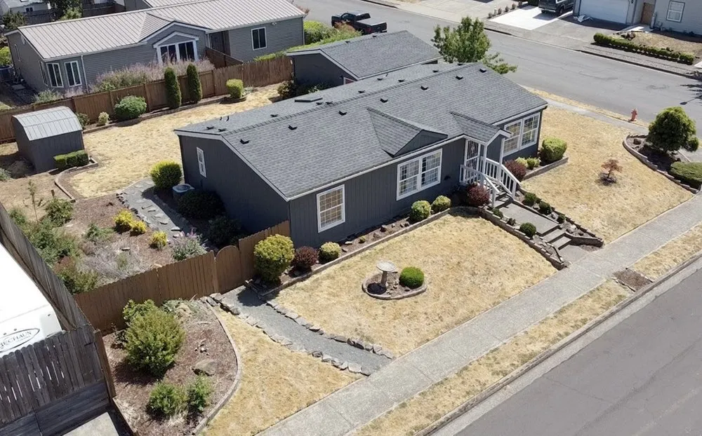 Expert lawn mowing service for homes in Canby, OR by Green Seed Gardens