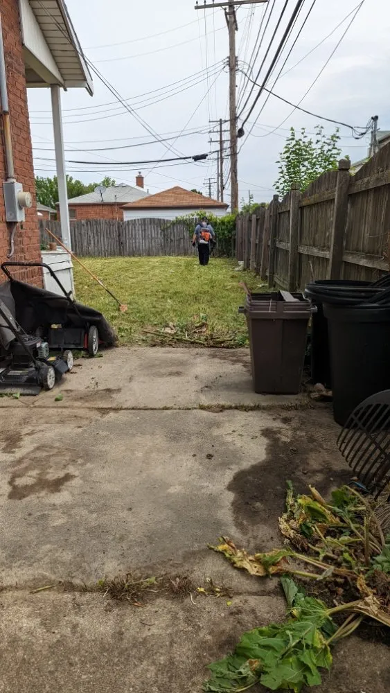 Professional outdoor landscaping experts serving Southgate, MI - Green Selections lawn and field specialist