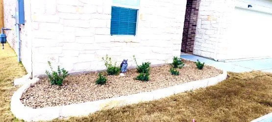 Top-rated lawn care service in Leander, TX by Green Sky Lawn Service