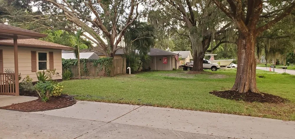 Local lawn mowing service experts serving Sarasota, FL - Green Sod Corp